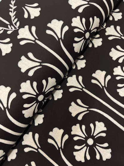 Magnolia Home Book 4 Lydia Wallpaper - Black