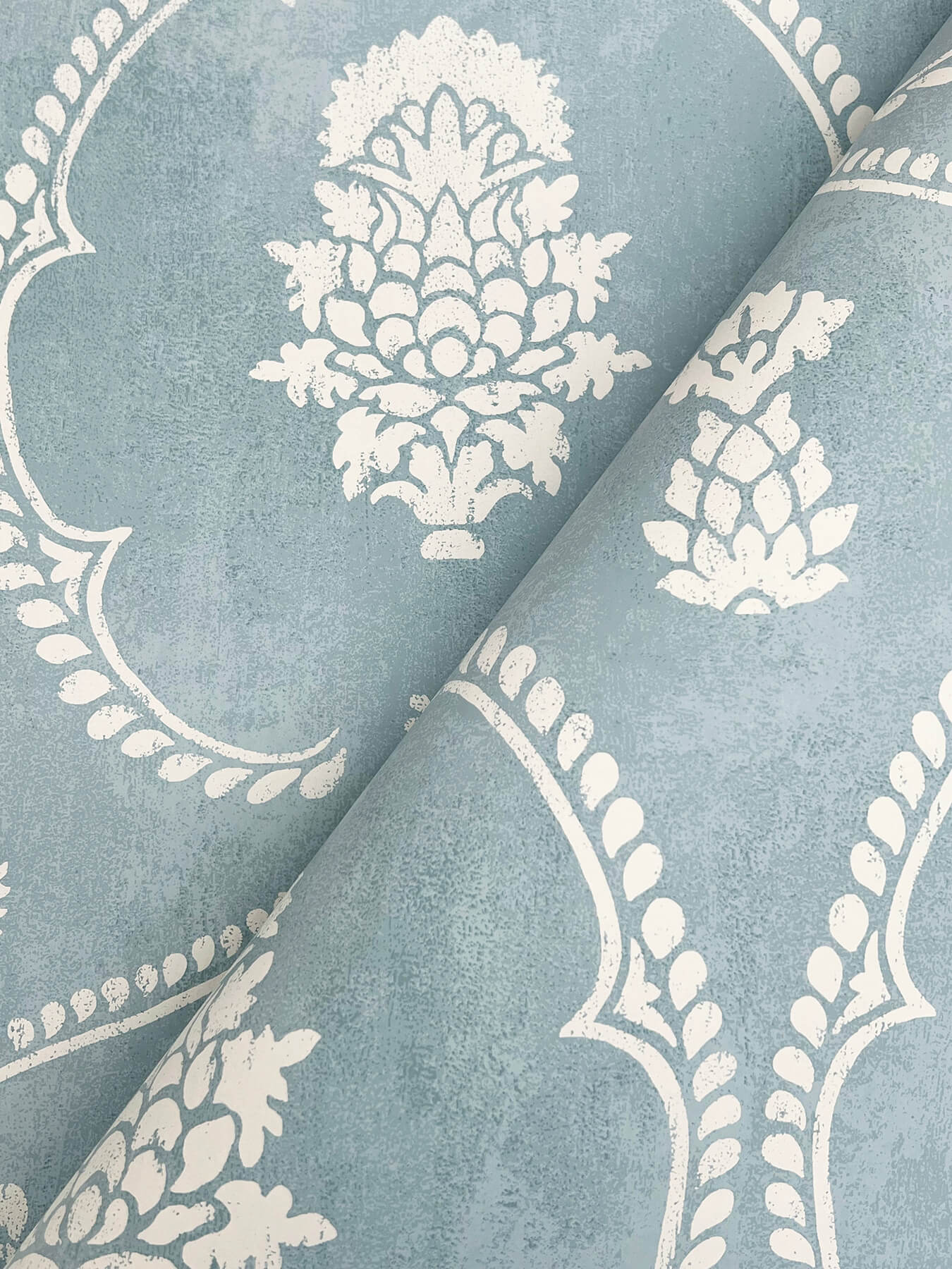 Ronald Redding Astoria Royal Damask Wallpaper - Blue