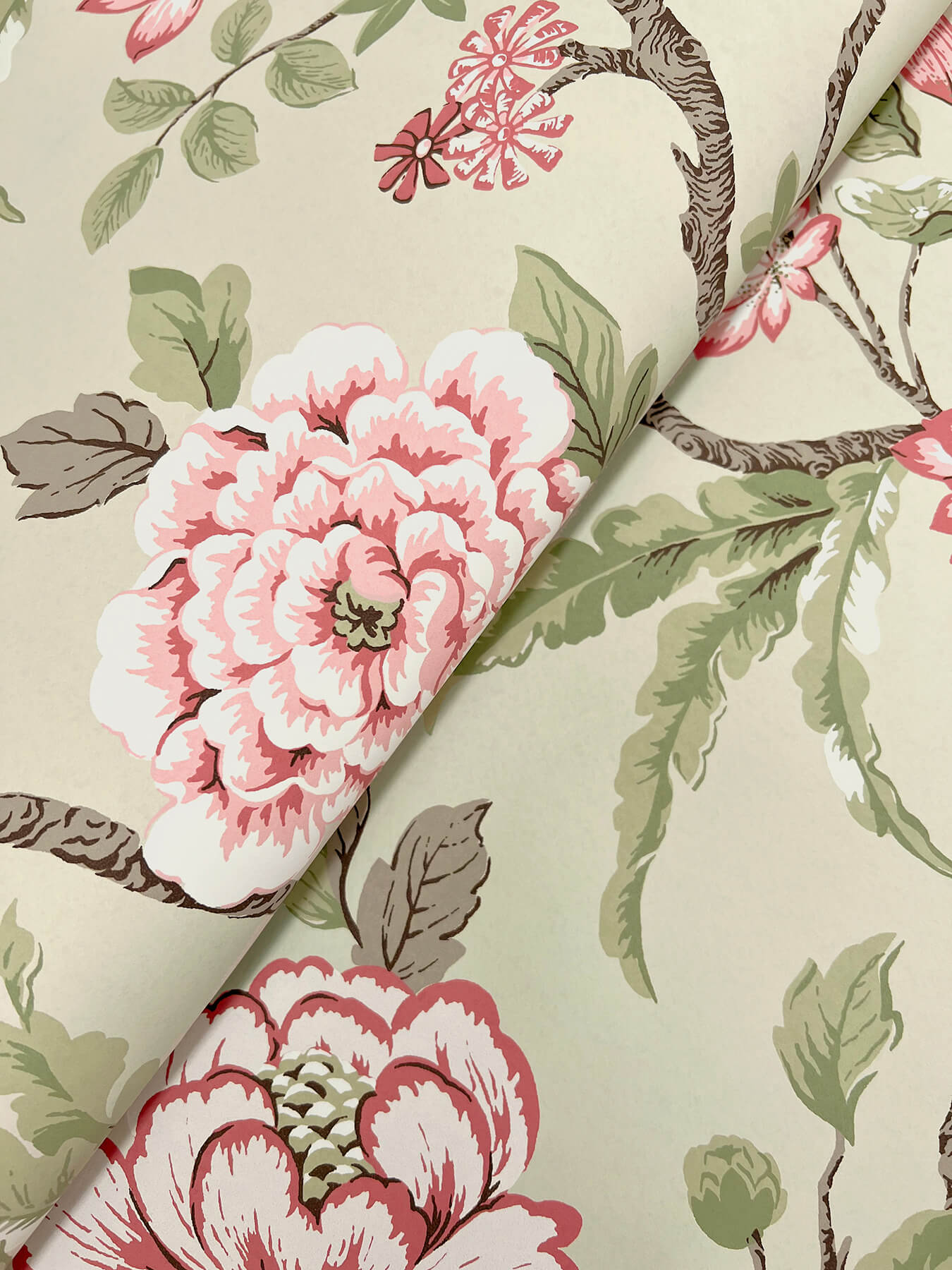 Ronald Redding Astoria Courtyard Botanical Wallpaper - Pink