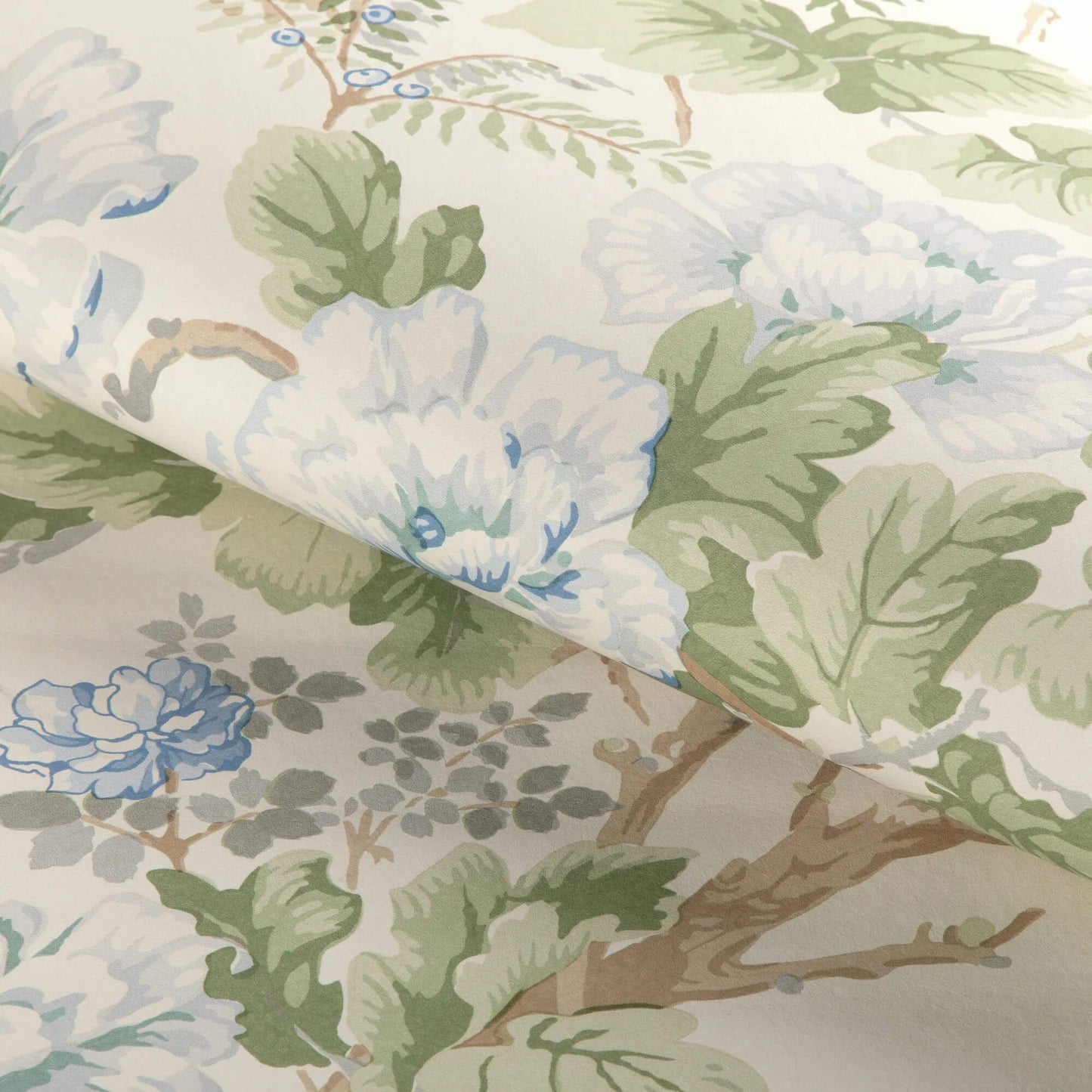 Lee Jofa 200 Wallcovering Chinese Peony Wallpaper - Blue