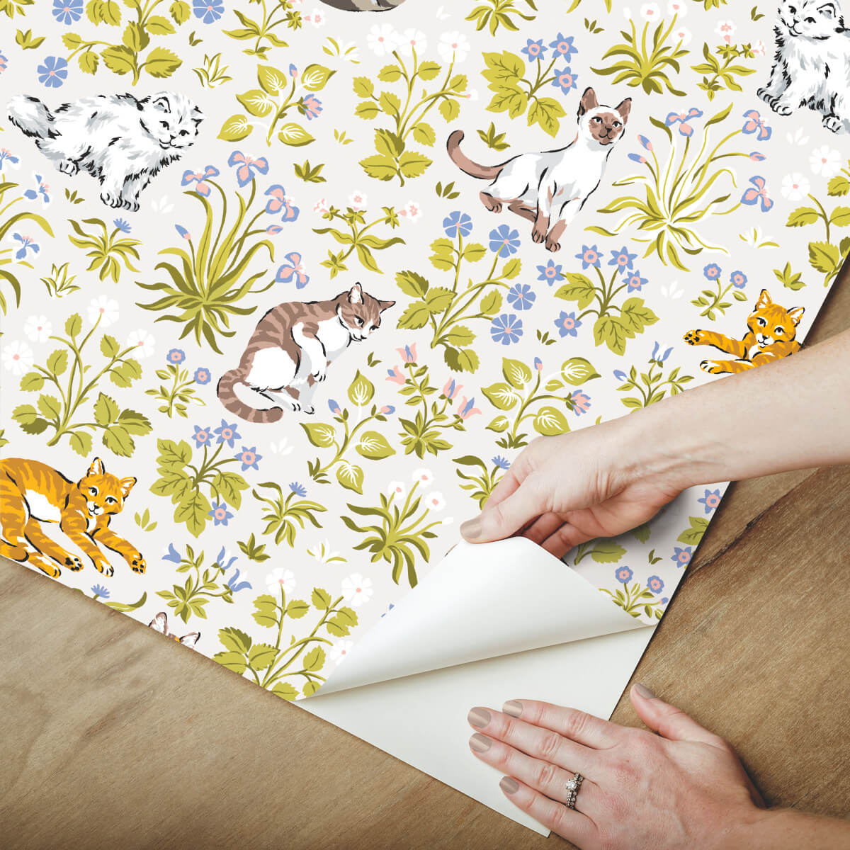 Must Love Cats Peel & Stick Wallpaper - Linen