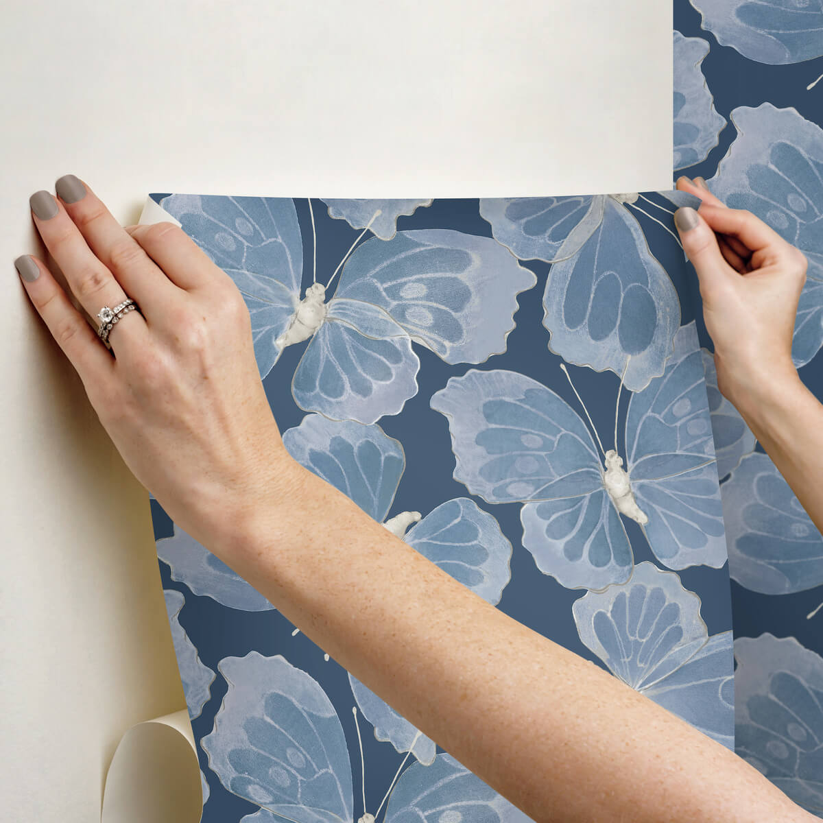 Aviva Stanoff Monarch Peel & Stick Wallpaper - Pewter