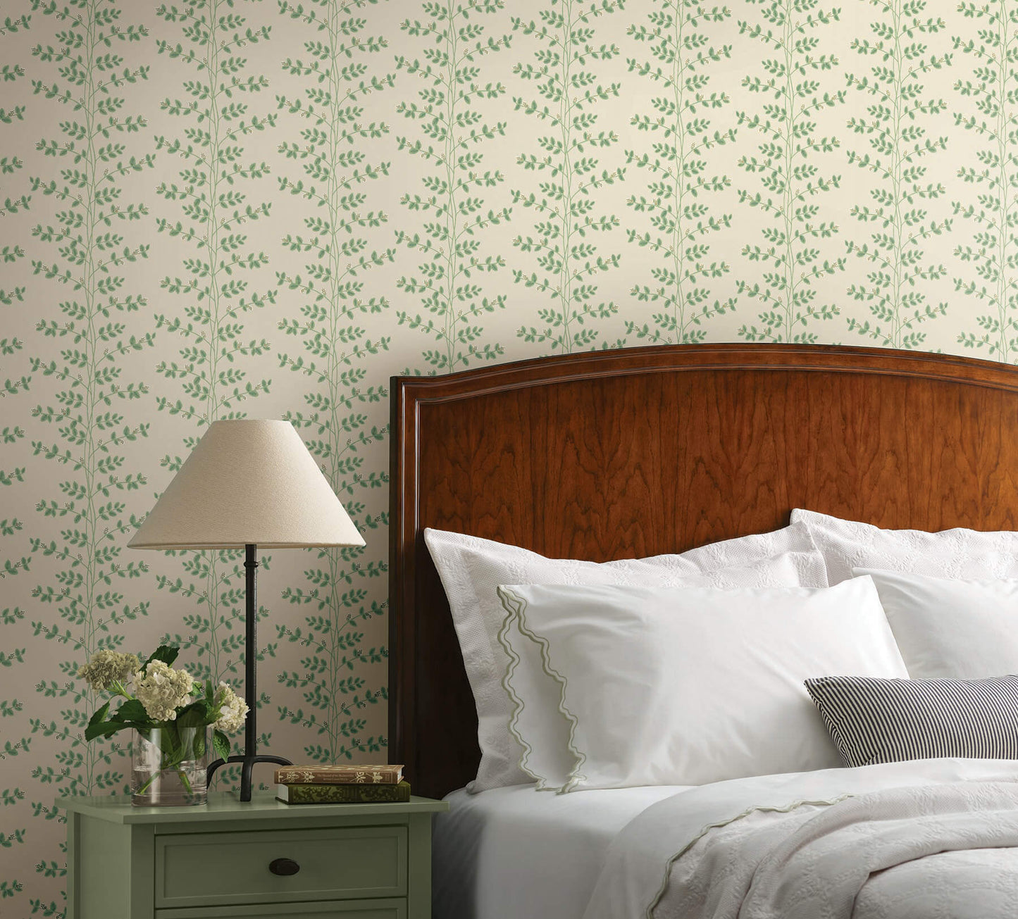 Rifle Paper Co. 3rd Edition Climbing Vine Wallpaper - Linen