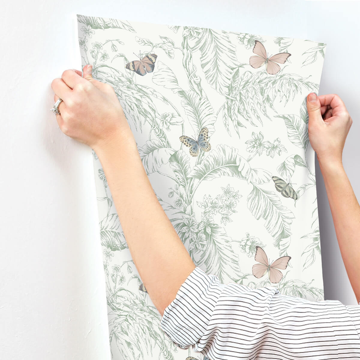 Toile Resource Library Papillon Wallpaper - Green