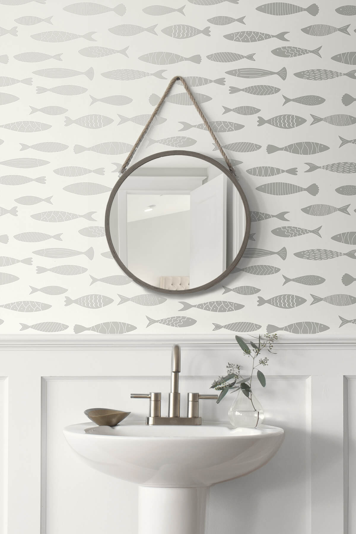Seabrook Bay Fish Silver Sea Wallpaper - SB SC21508