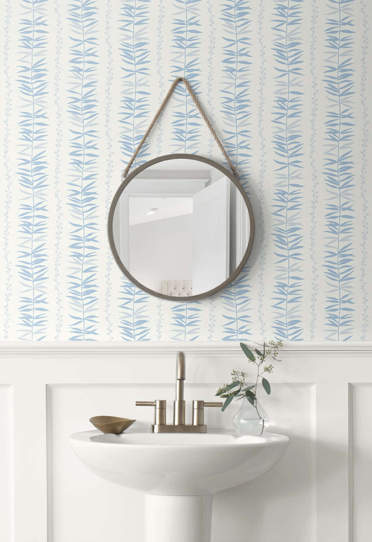 Seabrook Designs The Simple Life Summer Garland Wallpaper - Sky Blue