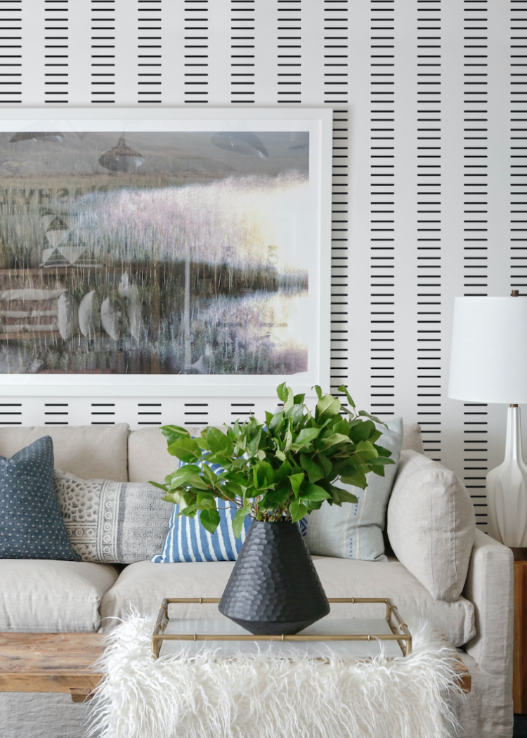 Mitchell Black Mrs Paranjape Dashing Wallpaper - Jet Black