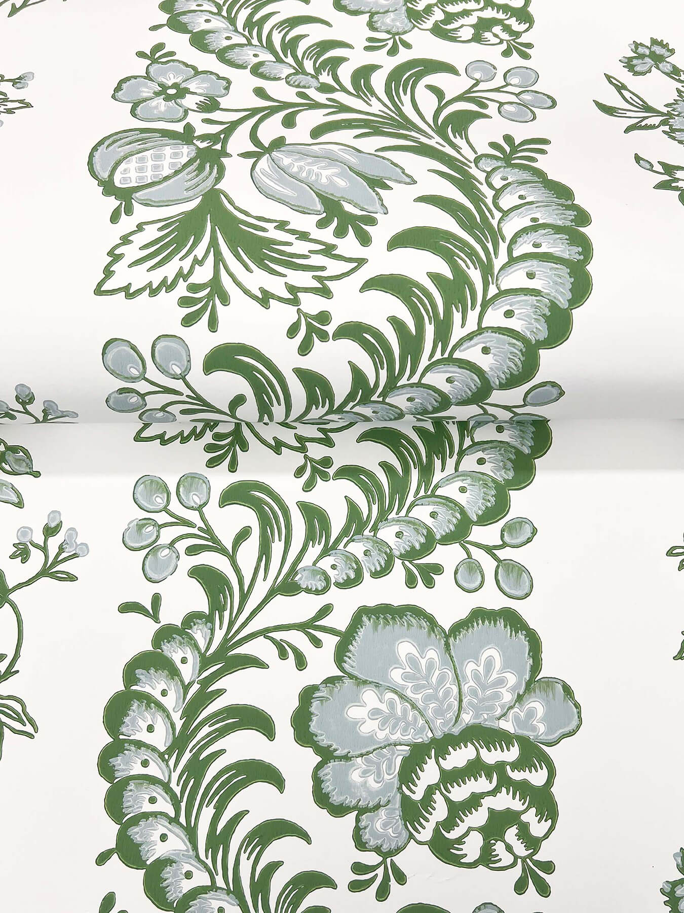 Antonina Vella Jardin Beaumont Wallpaper - Green