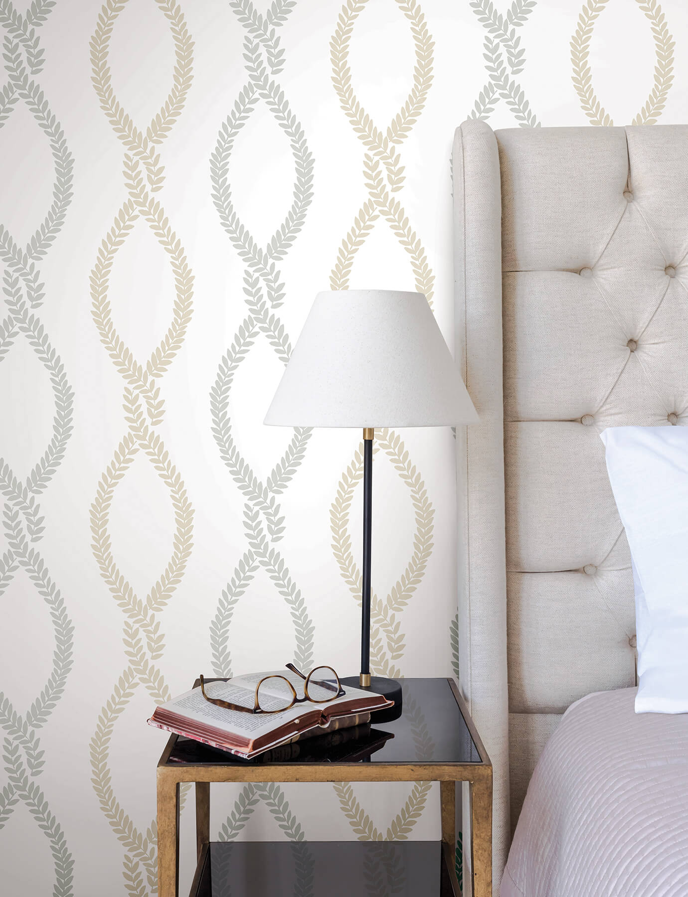 Antonina Vella Jardin Laureate Wallpaper - Beige & Grey