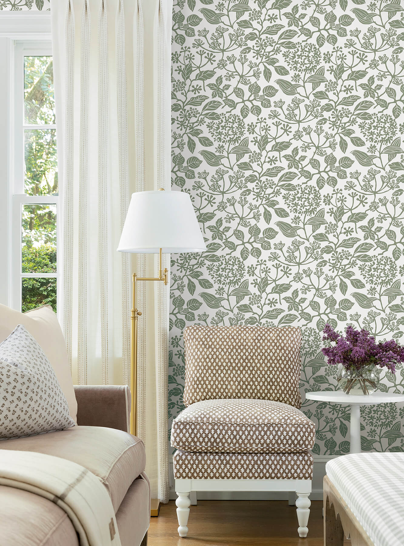Antonina Vella Jardin Rowen Wallpaper - Olive