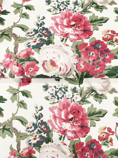 Antonina Vella Jardin Beatrix Wallpaper - Red & Green