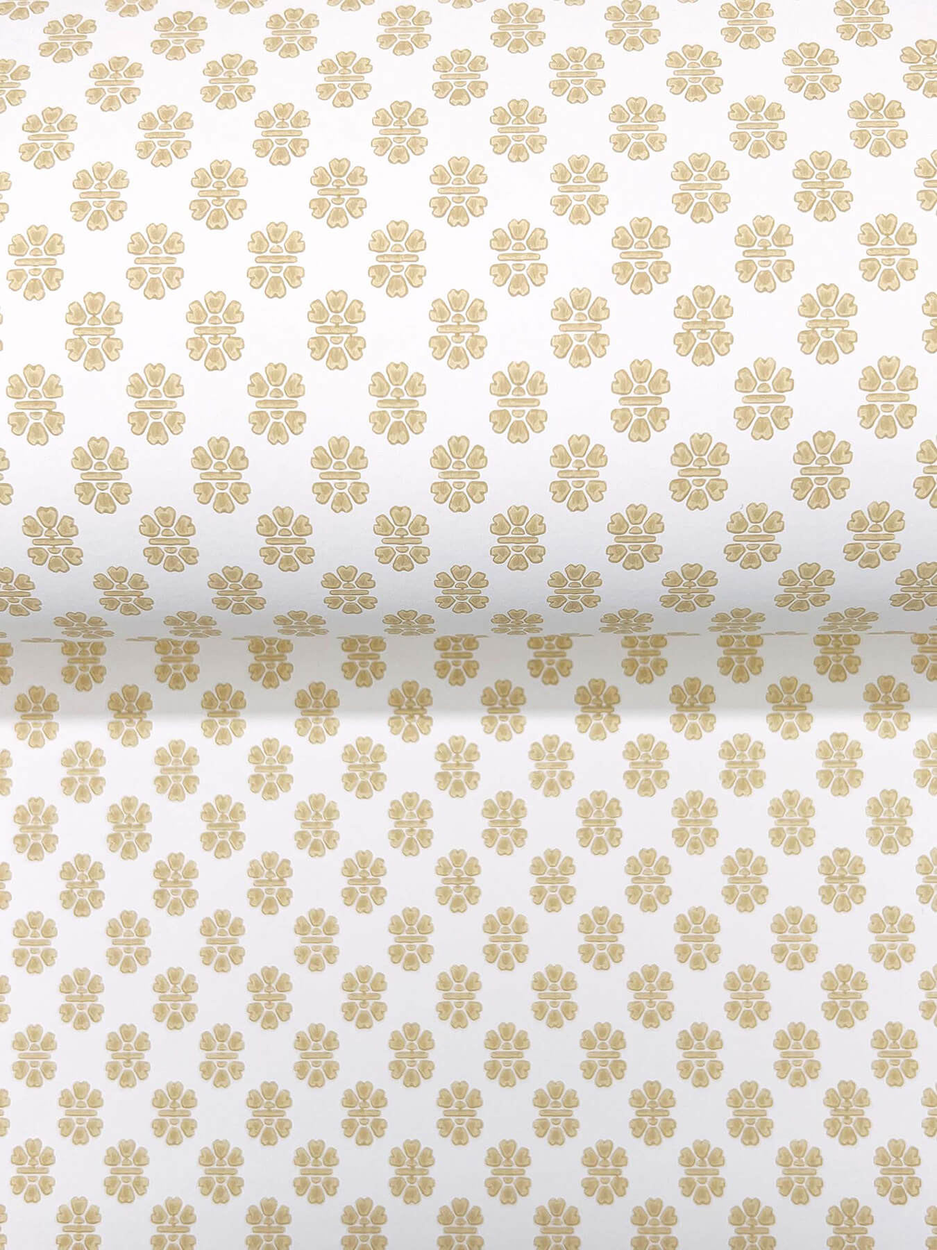 Antonina Vella Jardin Brioni Wallpaper - Butter