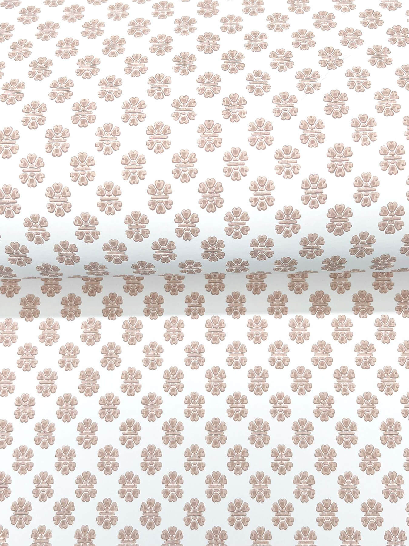 Antonina Vella Jardin Brioni Wallpaper - Pink