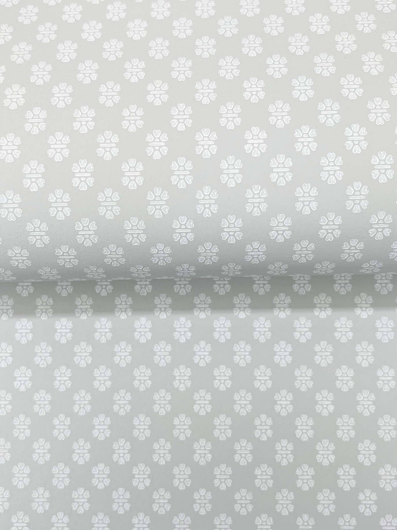 Antonina Vella Jardin Brioni Wallpaper - Grey