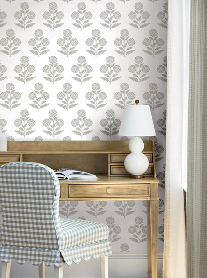 Antonina Vella Jardin Souci Wallpaper - Charcoal