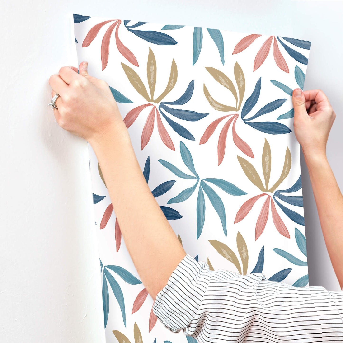 York Artisan Studio Little Garden Wallpaper - Multicolor