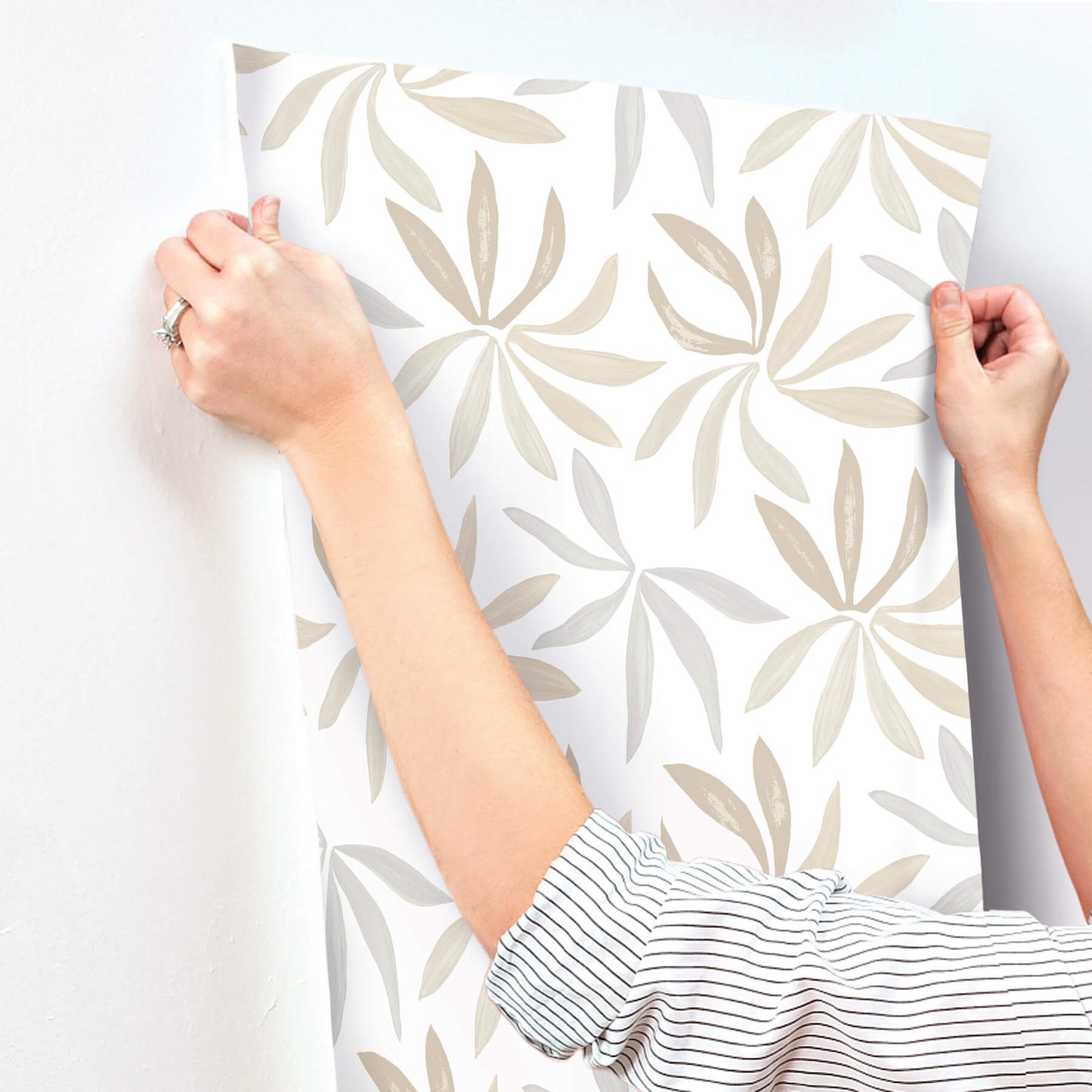 York Artisan Studio Little Garden Wallpaper - Neutral & Pearl