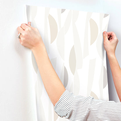 York Artisan Studio Balance Wallpaper - Gesso