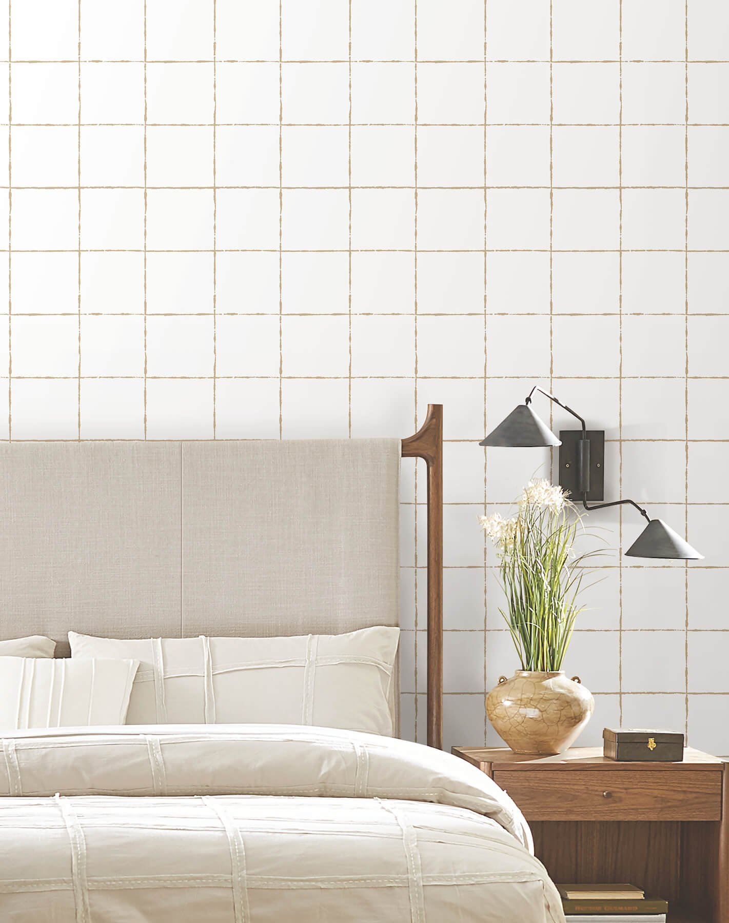 York Artisan Studio La Vitre Plaid Wallpaper - Gold
