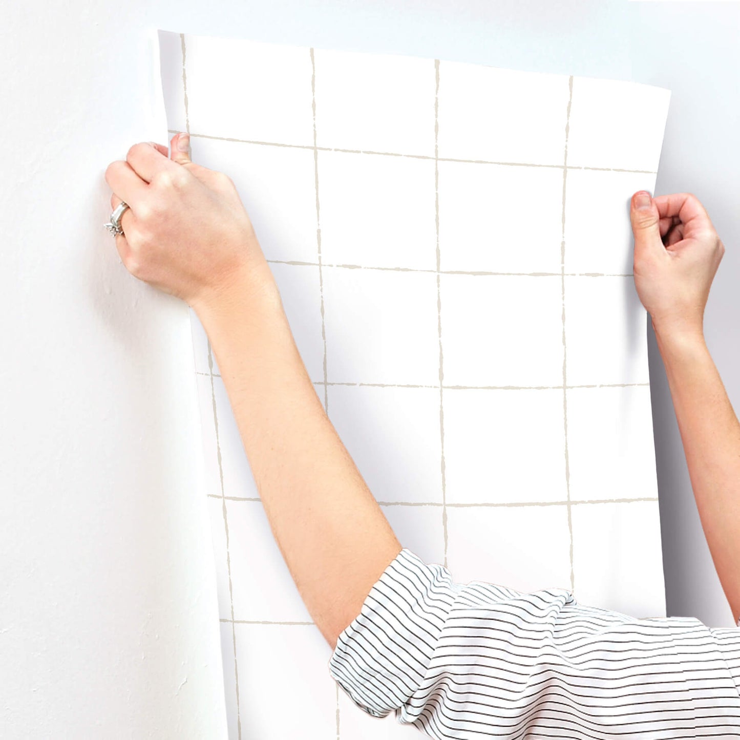 York Artisan Studio La Vitre Plaid Wallpaper - Graphite