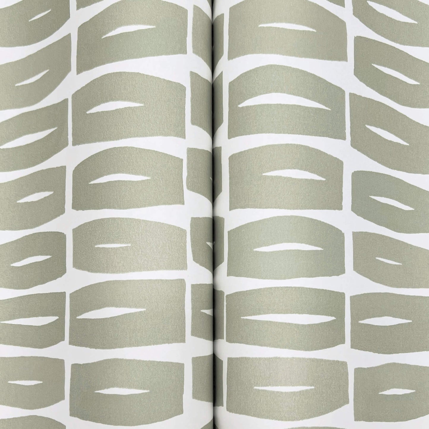 York Artisan Studio Modernist Motif Wallpaper - Leaf