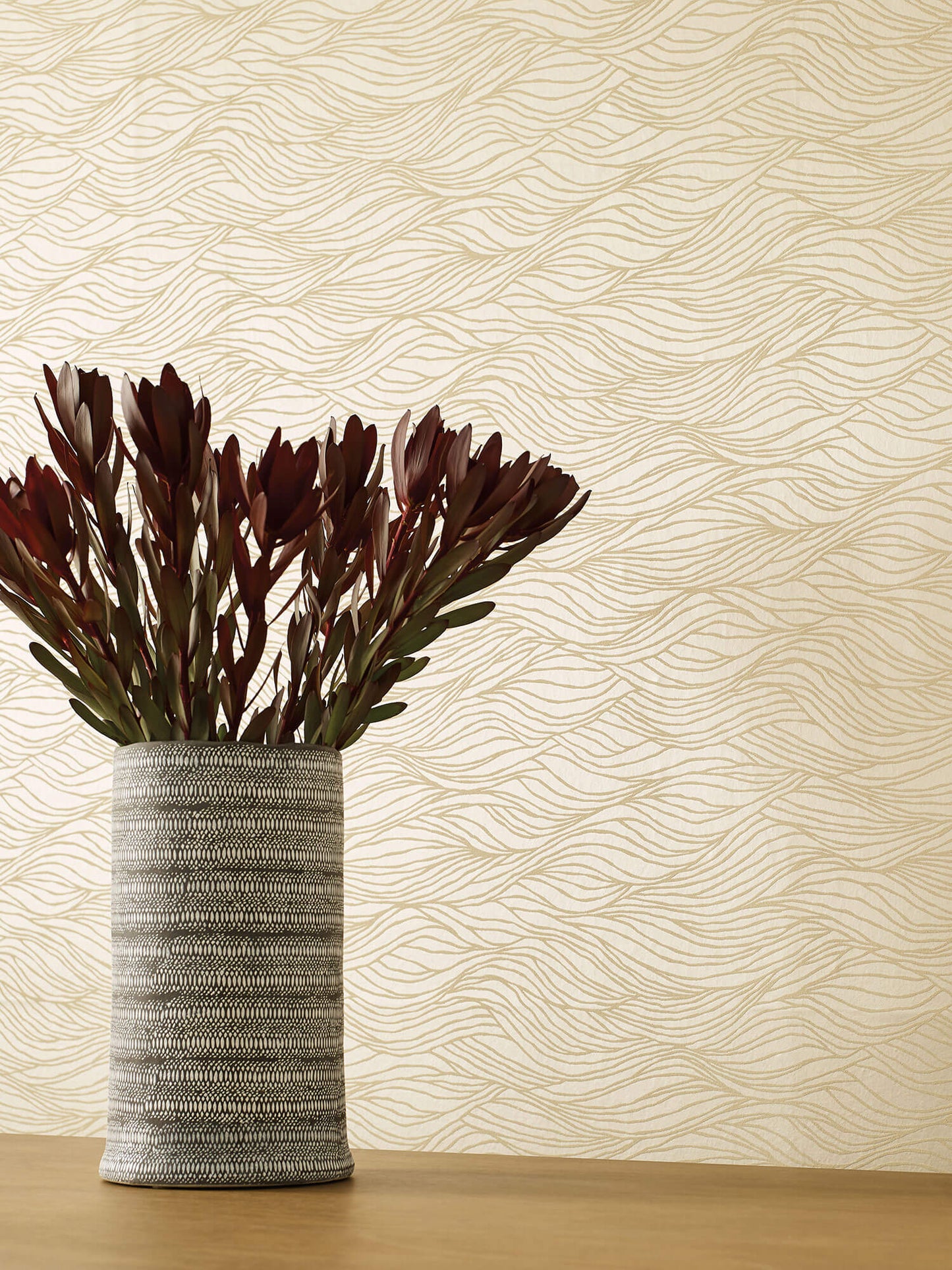 Candice Olson Botanical Dreams Sand Crest Wallpaper - Tan
