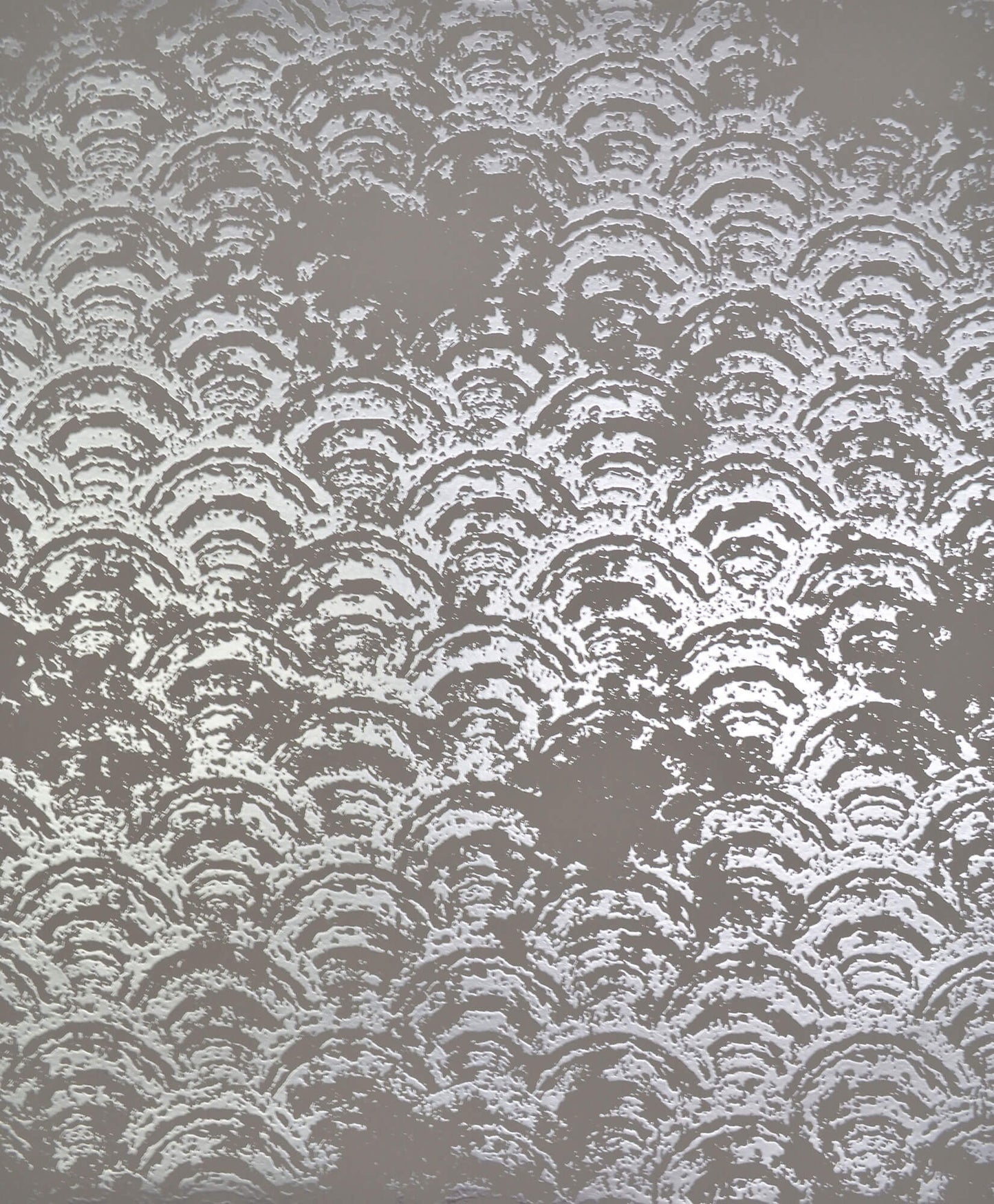 NW3600 Antonina Vella Modern Metals Eclipse Wallpaper Grey Silver