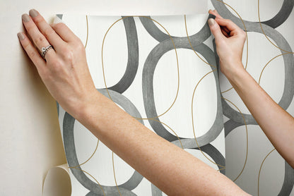 Simply Candice Olson Interlock Peel & Stick Wallpaper - Black & Gold