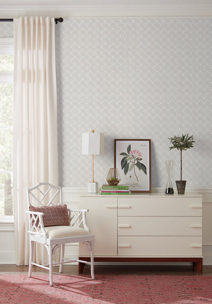 Silhouettes Lacey Circle Geo Wallpaper - Gray